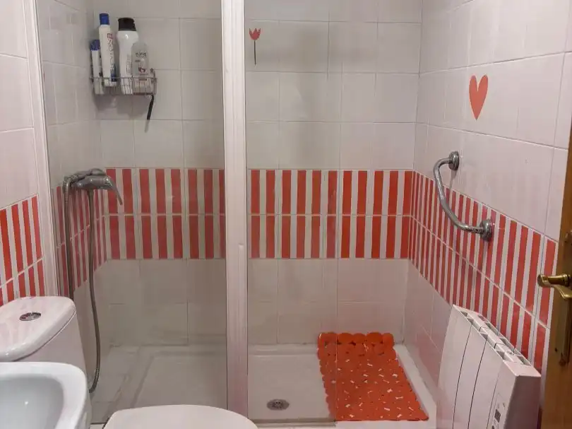 Flat for sale in Concepción Bathroom of Flat for sale in Madrid Capital