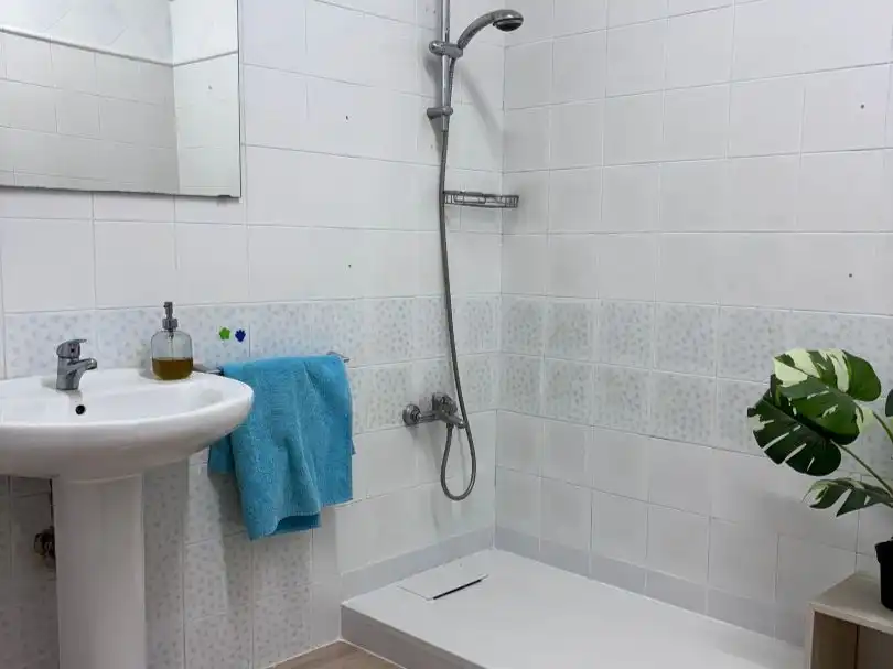 Flat for sale in Concepción Bathroom of Flat for sale in Madrid Capital