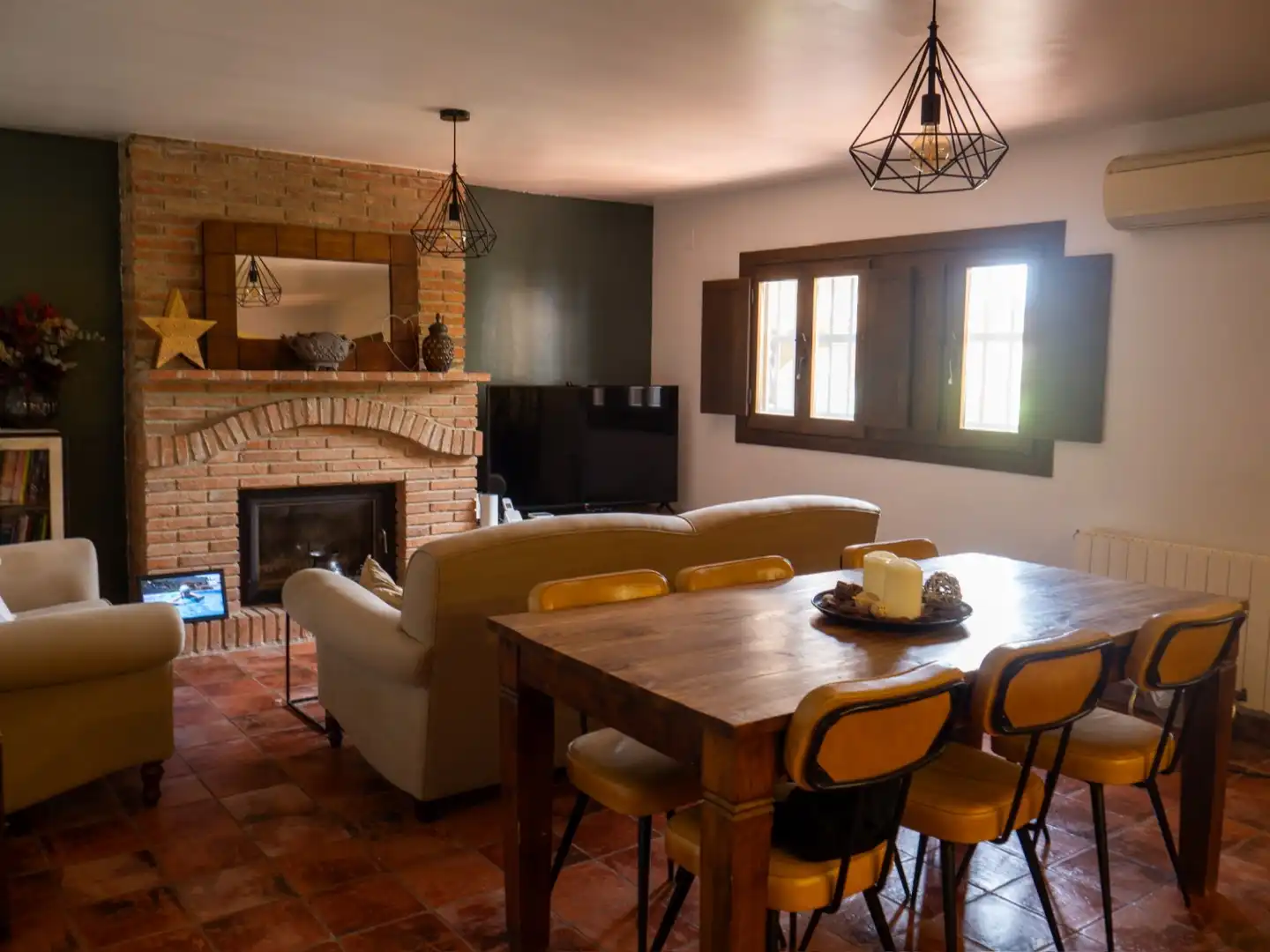 Houses for sale in Alcover Dining room of Houses for sale in Alcover with Air Conditioner, Heating and Private garden