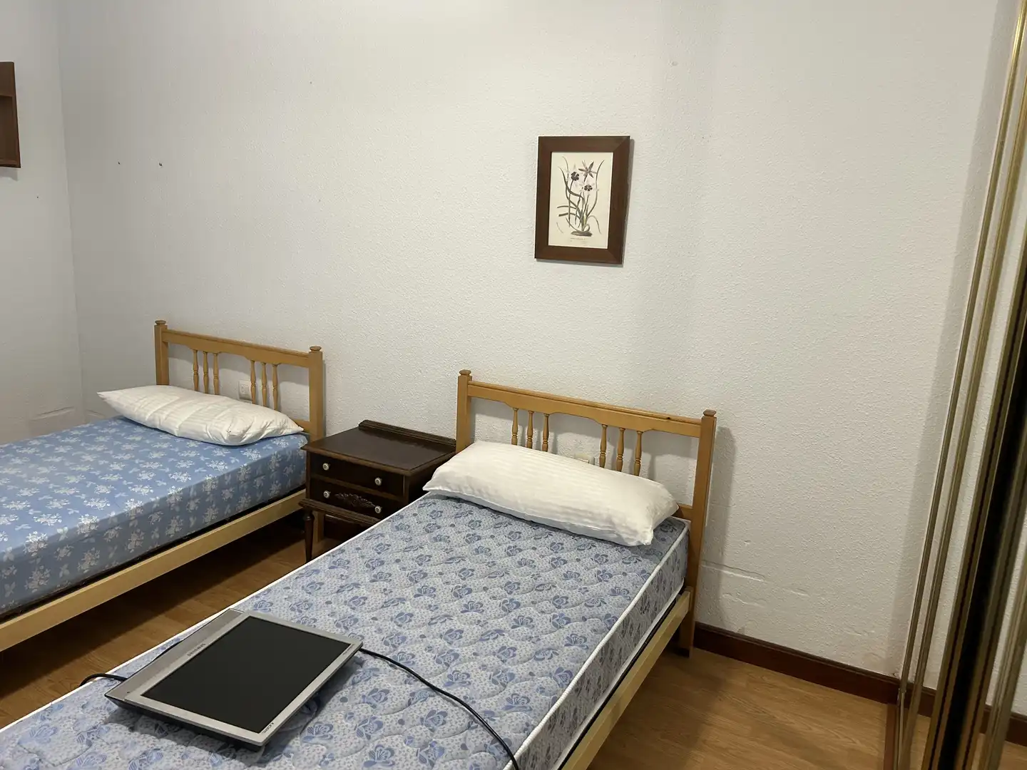 Habitación de Piso de alquiler en Ávila con Calefacción, Parquet y Terraza