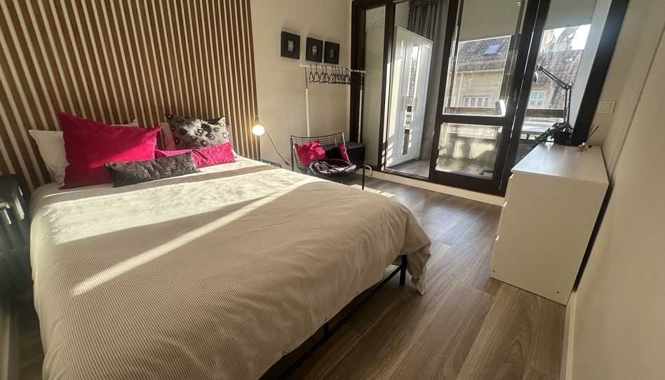 Habitación en Calle de Postas, 77, Centro, Aranjuez - imagen 1 Foto 1 de Habitación en Calle de Postas, 77, Centro, Aranjuez