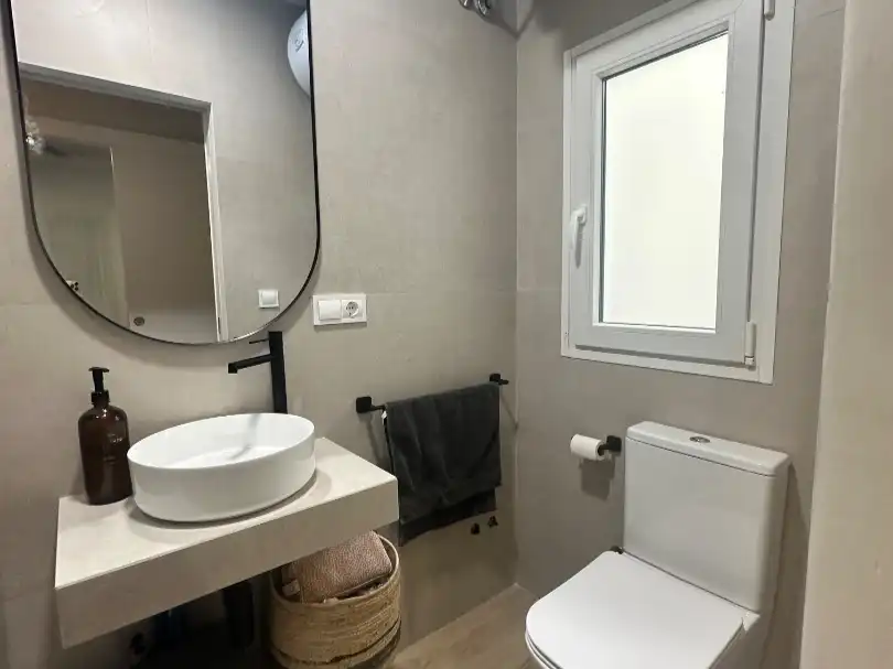 Piso de alquiler en Avinguda d'Ignasi Wallis, 6, S'Eixample - Can Misses Baño de Piso de alquiler en Eivissa con Aire acondicionado, Calefacción y Parquet