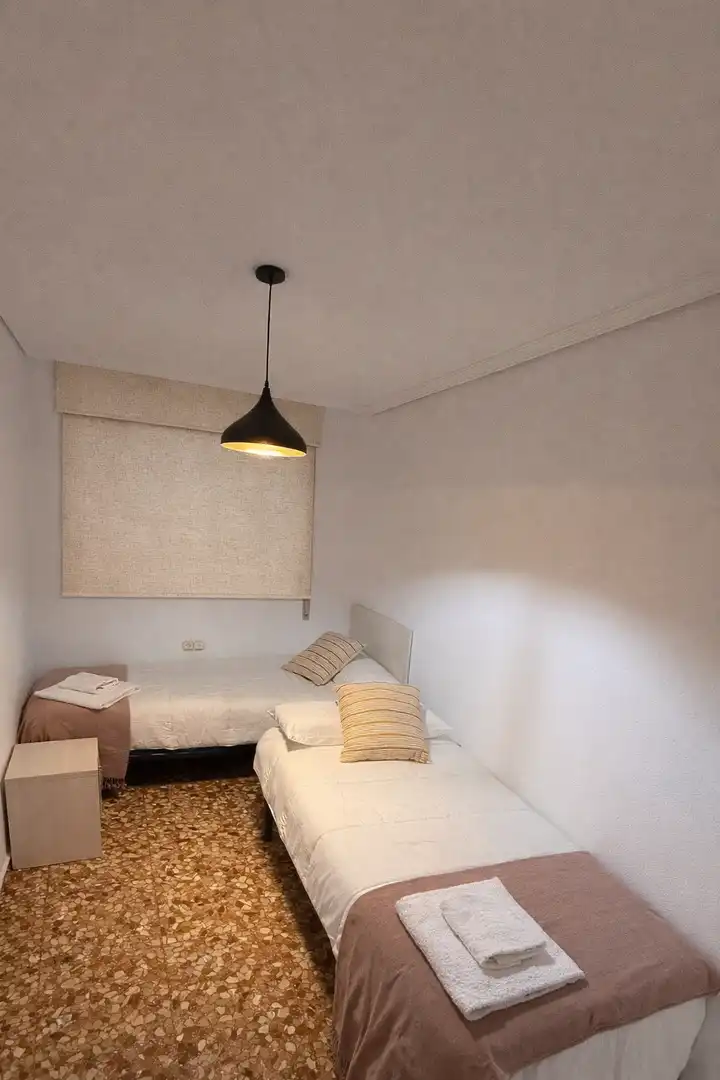 Flat for rent in Avenida de América, 21, Zona Centro Bedroom of Flat for rent in Córdoba with Air Conditioner, Heating and Furnished