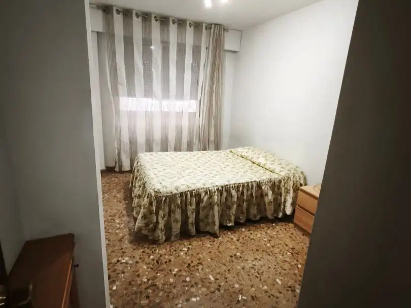 Flat for sale in Calle del Doctor Horno Alcorta, 10, Doctor Cerrada Bedroom of Flat for sale in Zaragoza with Heating, Parquet flooring and Storage room