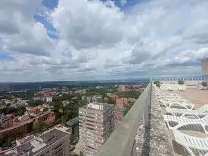 Apartament de lloguer a Plaza Ciudad de Viena, 6, Ciudad Universitaria Terrassa de Apartament de lloguer en Madrid Capital amb Aire condicionat i Piscina
