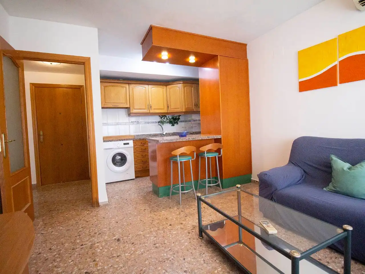 Wohnung zur Miete in Calle Cuenca, 20, Barrio de San Blas Wohnzimmer von Wohnung zur Miete in Alicante / Alacant mit Klimaanlage, Heizung und Abstellraum