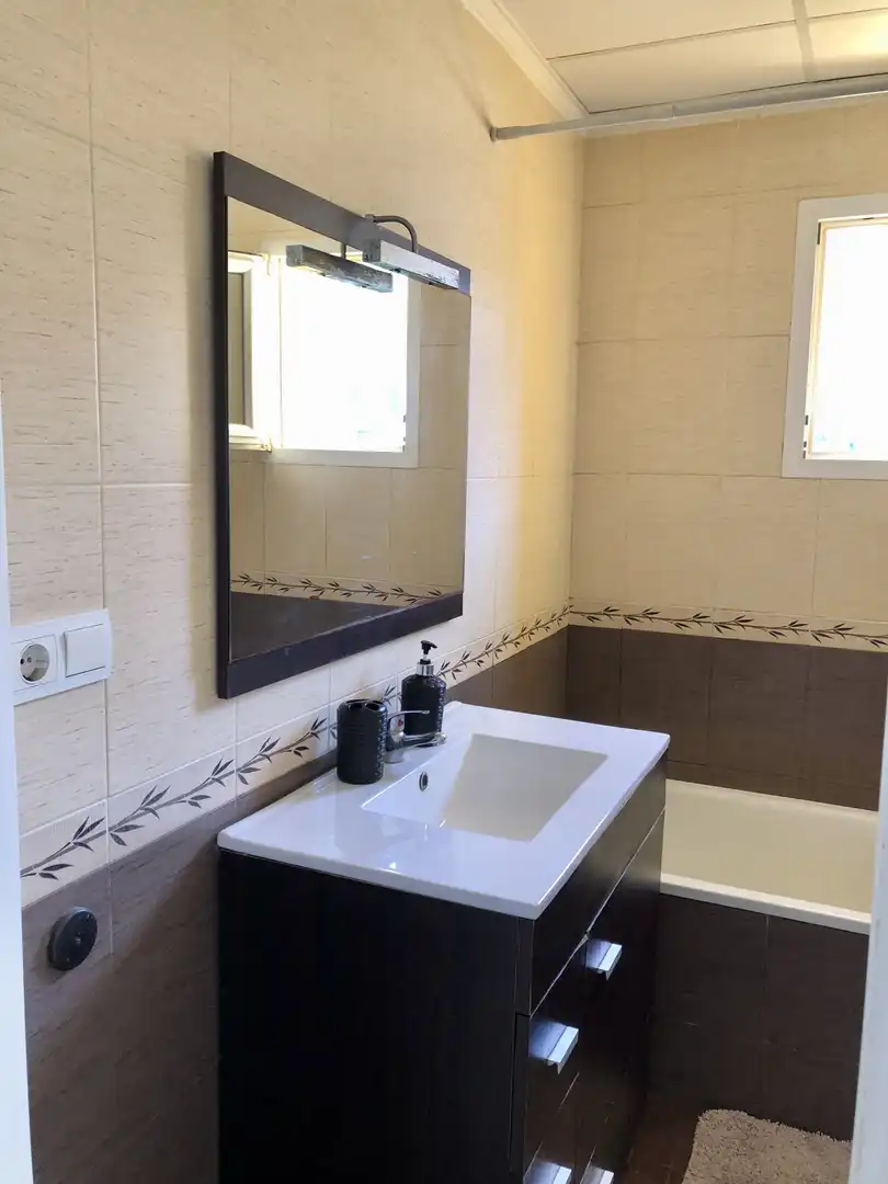 Flat for rent in Calle Babor, 6, Almerimar Bathroom of Flat for rent in El Ejido with Air Conditioner, Furnished and Balcony
