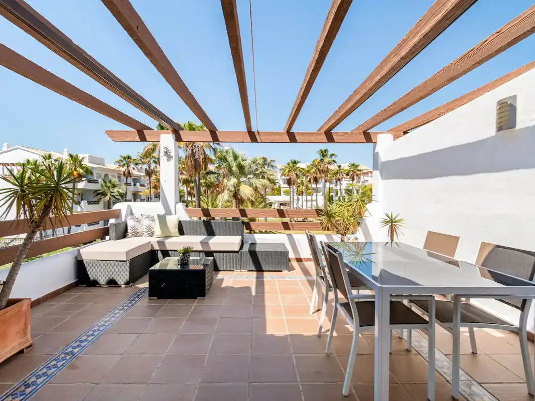 Flat for rent in Calle los Almendros, 1, La Concha - Resina Golf Flat for rent in Calle los Almendros, 1, La Concha - Resina Golf
