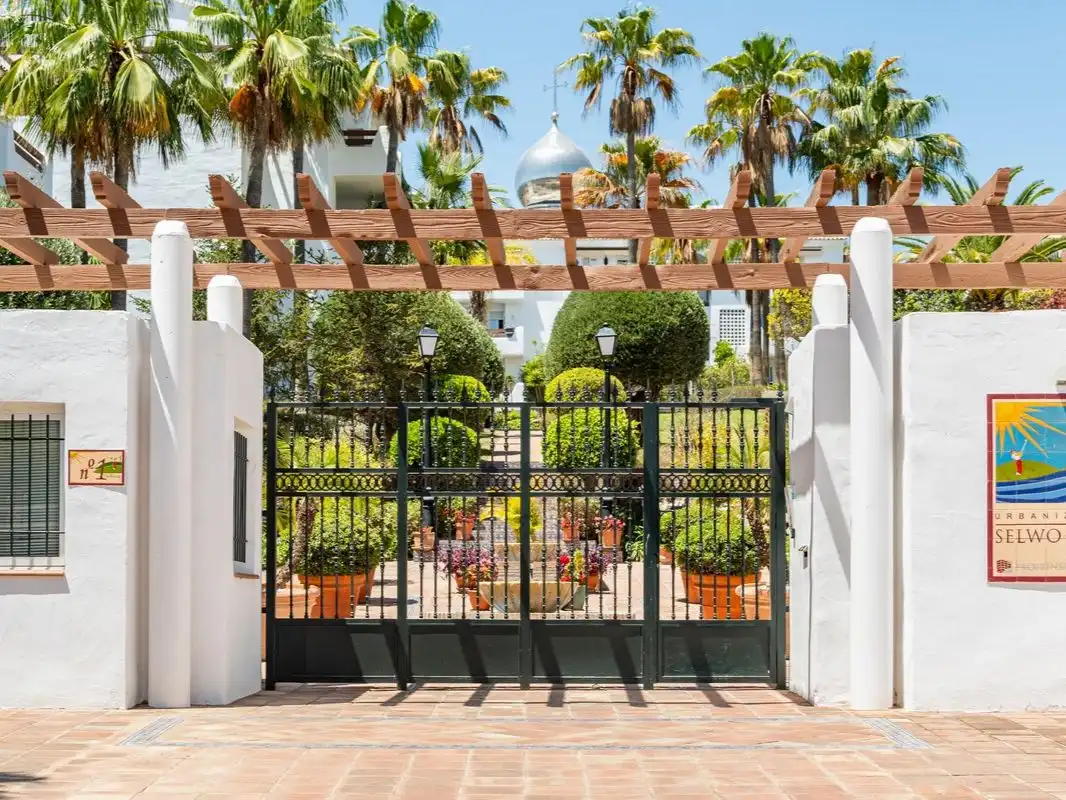 Flat for rent in Calle los Almendros, 1, La Concha - Resina Golf Flat for rent in Calle los Almendros, 1, La Concha - Resina Golf