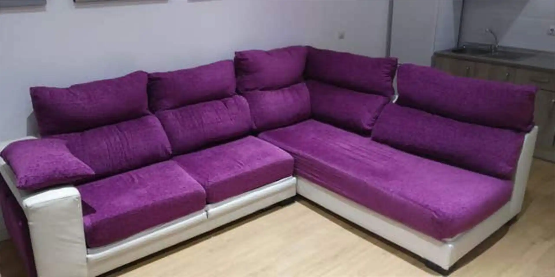 Piso de alquiler en Centro Sala de estar de Piso de alquiler en Alcalá de Guadaira con Calefacción y Amueblado