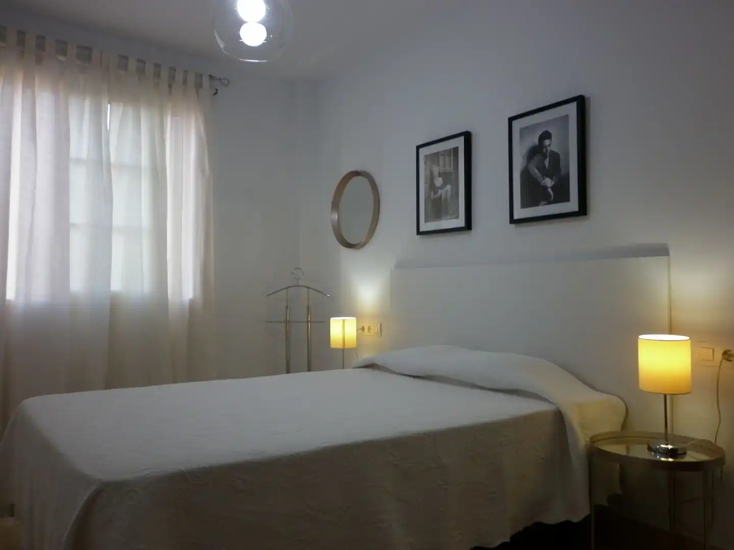Apartamento de alquiler en Calle Fernando Quiñones, 1, Arco Norte - Avda. España Habitación de Apartamento de alquiler en Dos Hermanas con Aire acondicionado, Calefacción y Amueblado