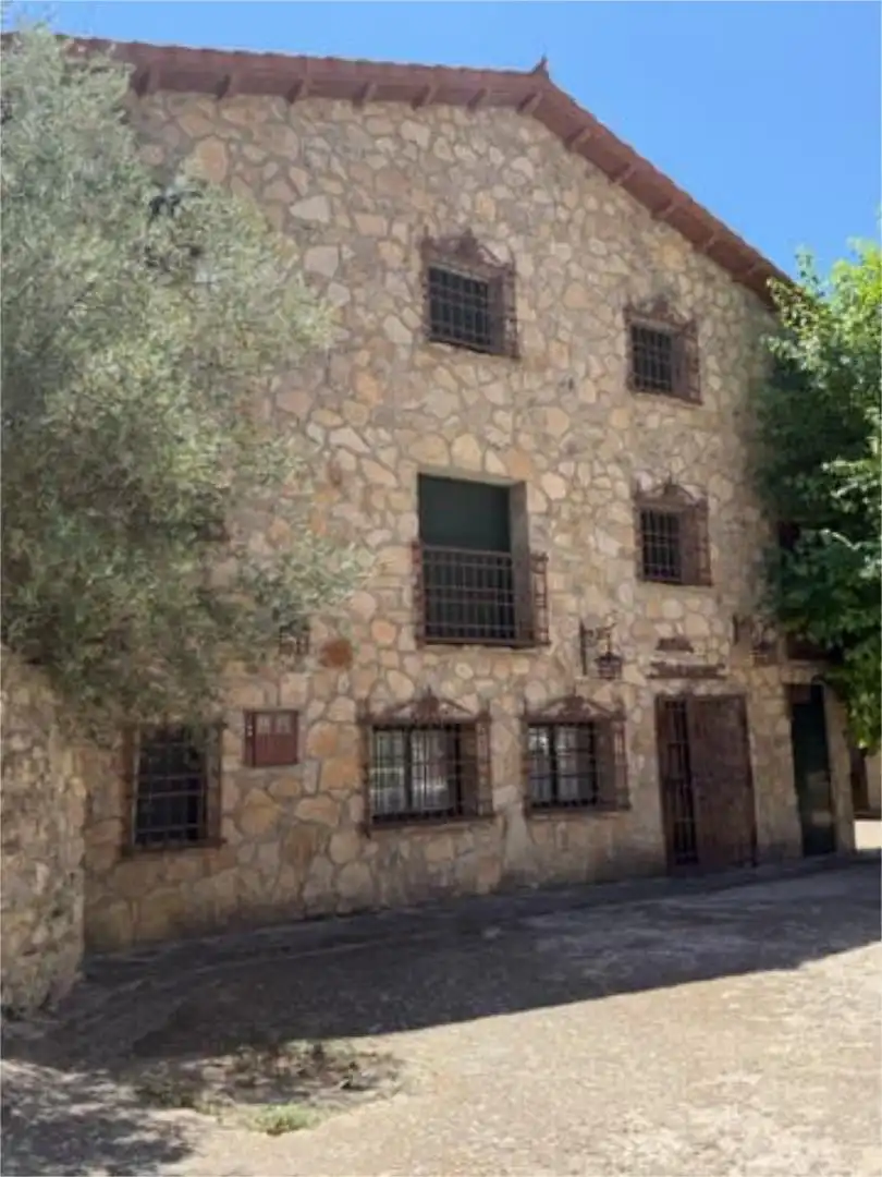 Casa o xalet en venda a Ocentejo Vista exterior de Casa o xalet en venda en Ocentejo amb Jardí privat, Terrassa i Moblat