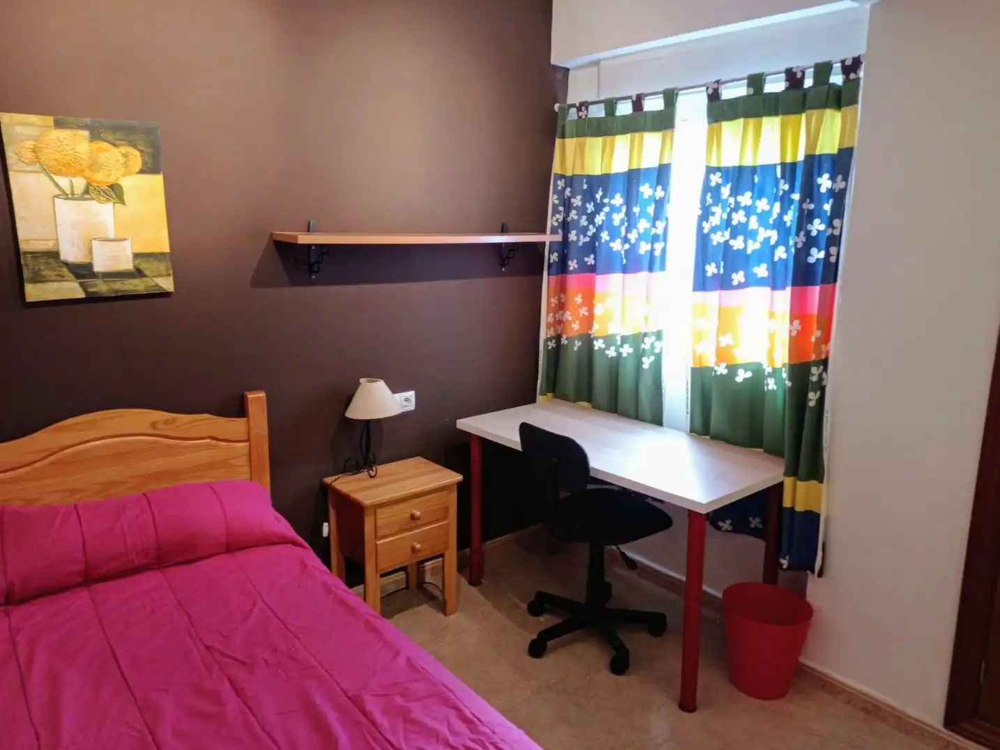 Flat for rent in Calle Luis Ponce de León, 7, Huerta de la Reina - Trassierra Bedroom of Flat for rent in Córdoba with Air Conditioner, Heating and Furnished