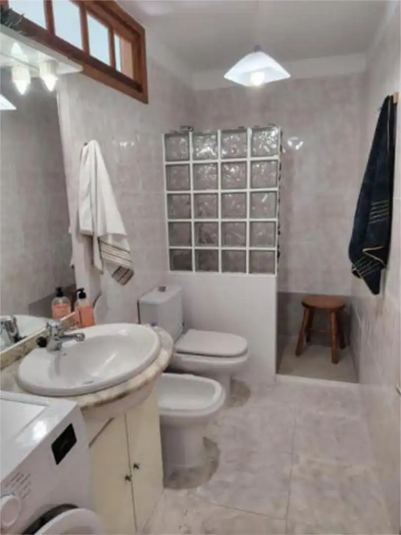 Baño de Casa adosada de alquiler en Arico con Terraza