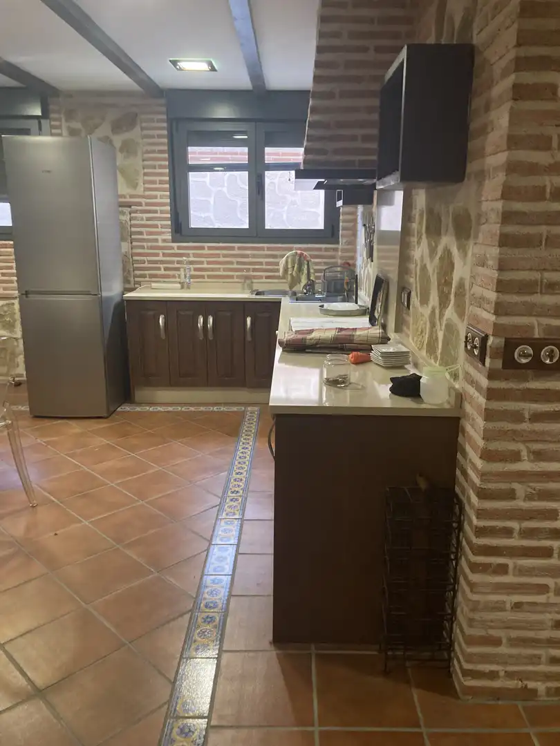 Planta baja de alquiler en Avenida De La Rosa, 19, Argés Cocina de Planta baja de alquiler en Argés con Aire acondicionado, Calefacción y Amueblado