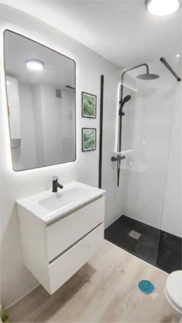 Flat for rent in Los Bloques Bathroom of Flat for rent in Zamora Capital
