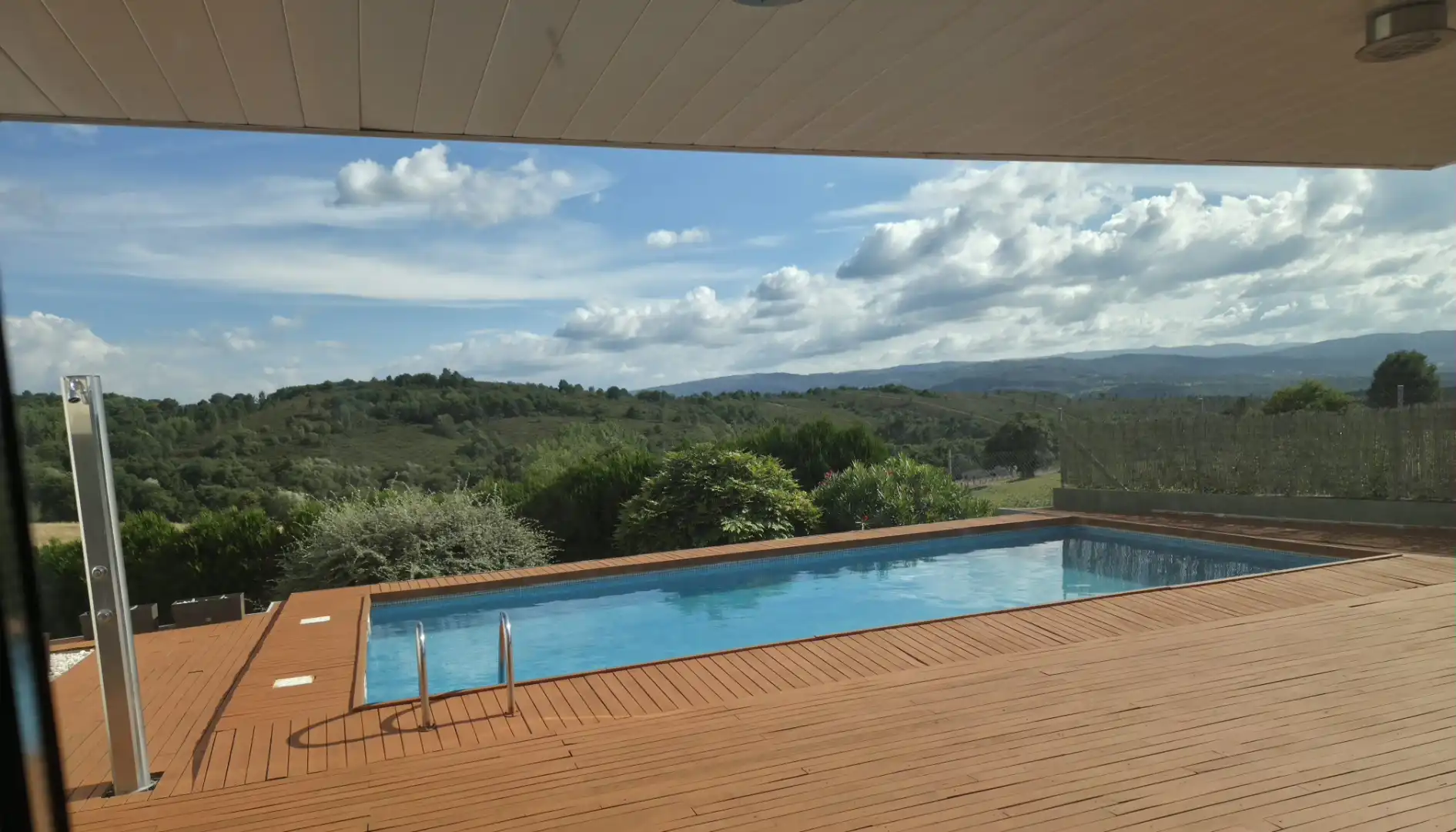 Casa o xalet en venda a Lugar Solveira, 34, A Merca Piscina de Casa o xalet en venda en A Merca amb Calefacció, Jardí privat i Parquet