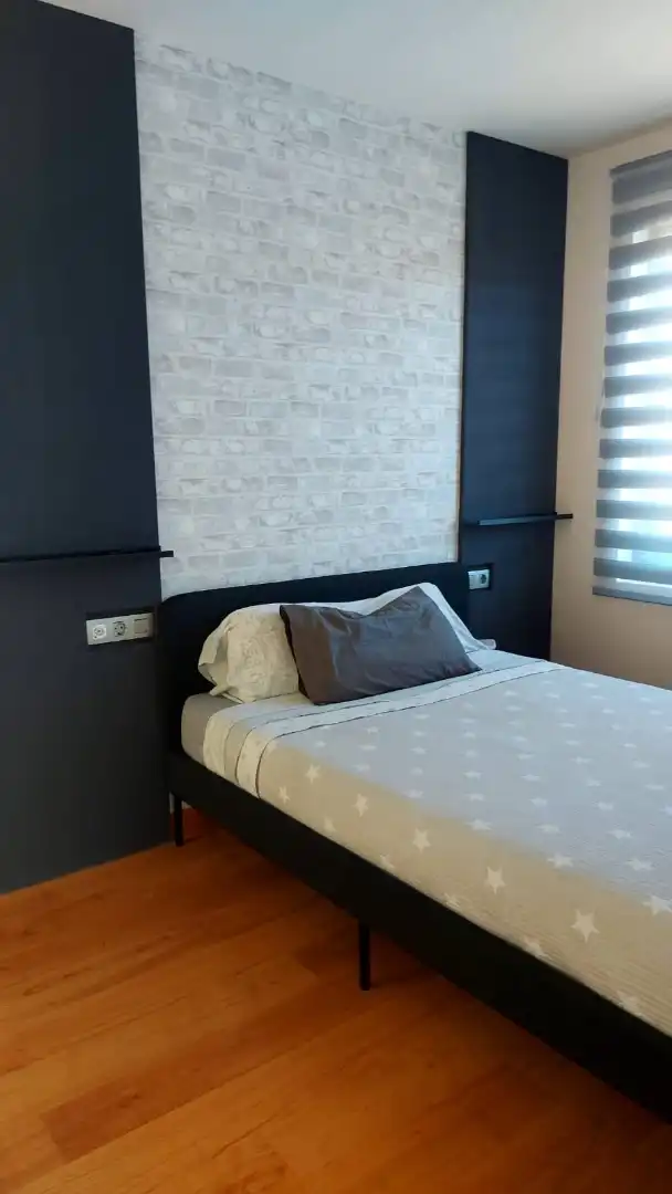 Casa o xalet en venda a Lugar Solveira, 34, A Merca Dormitori de Casa o xalet en venda en A Merca amb Calefacció, Jardí privat i Parquet