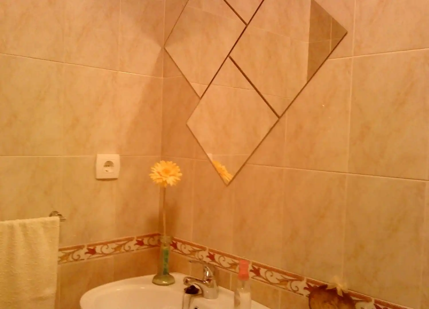 Flat for sale in Carretera Aracena, 39, El Garrobo Bathroom of Flat for sale in El Garrobo with Air Conditioner, Heating and Private garden