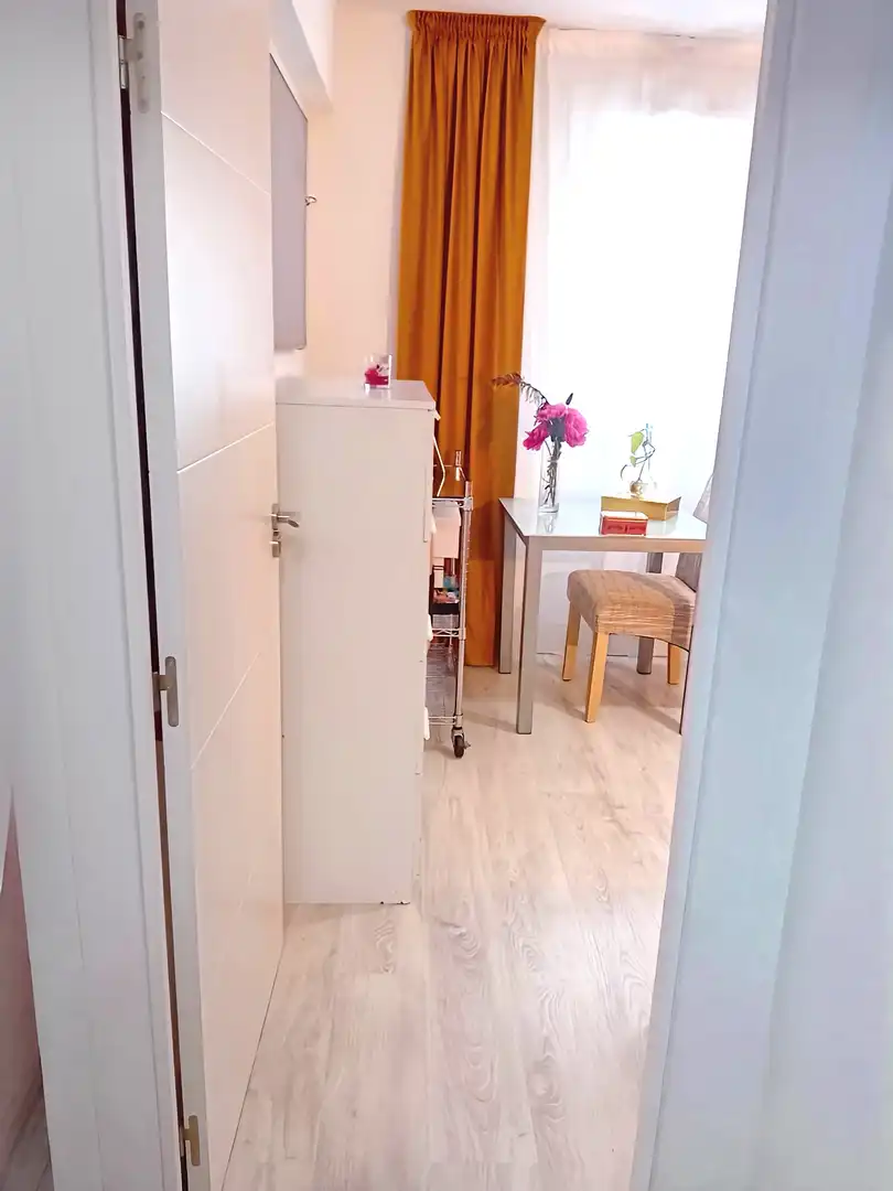 Piso en venta en Donostia Kalea, 6, Iztieta - Olibet - Etxeberrieta Habitación de Piso en venta en Errenteria con Calefacción, Parquet y Amueblado