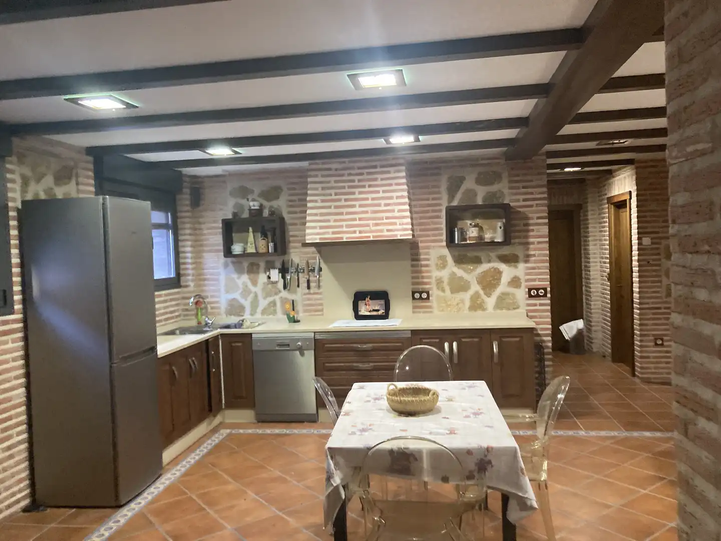 Planta baja de alquiler en Avenida De La Rosa, 19, Argés Cocina de Planta baja de alquiler en Argés con Aire acondicionado, Calefacción y Amueblado