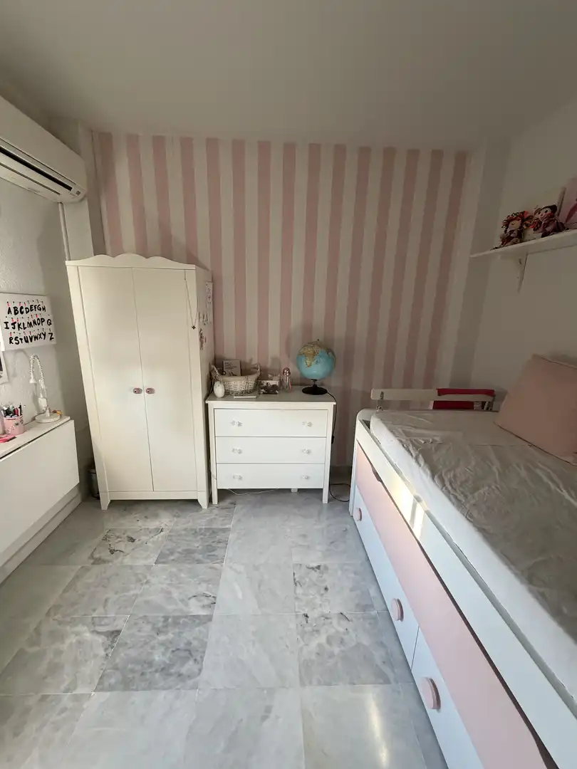 Habitación de Casa o chalet en venta en Albolote con Aire acondicionado y Piscina