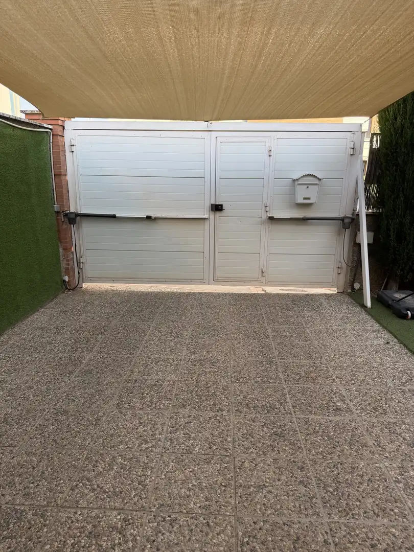 Parking de Casa o chalet en venta en Albolote con Aire acondicionado y Piscina