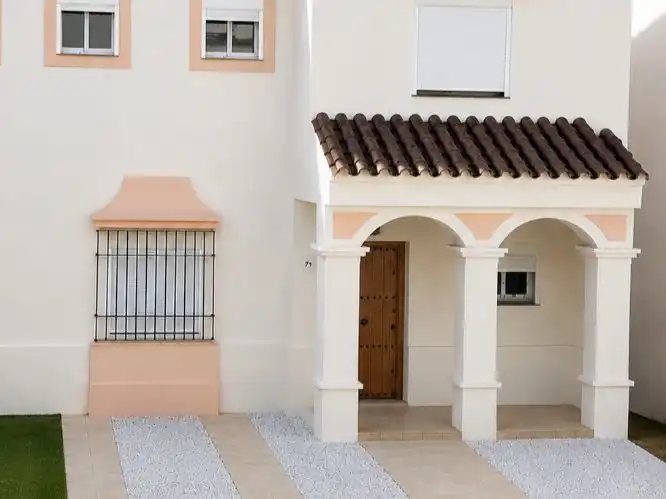 Casa o xalet en venda a Calle Rubén Darío, 4, Costa Esuri Vista exterior de Casa o xalet en venda en Ayamonte amb Aire condicionat, Terrassa i Piscina