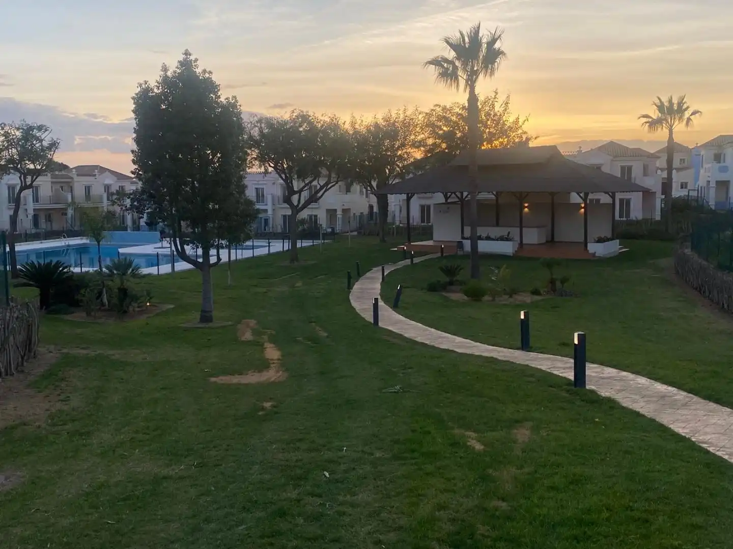 Casa o xalet en venda a Calle Rubén Darío, 4, Costa Esuri Jardí de Casa o xalet en venda en Ayamonte amb Aire condicionat, Terrassa i Piscina