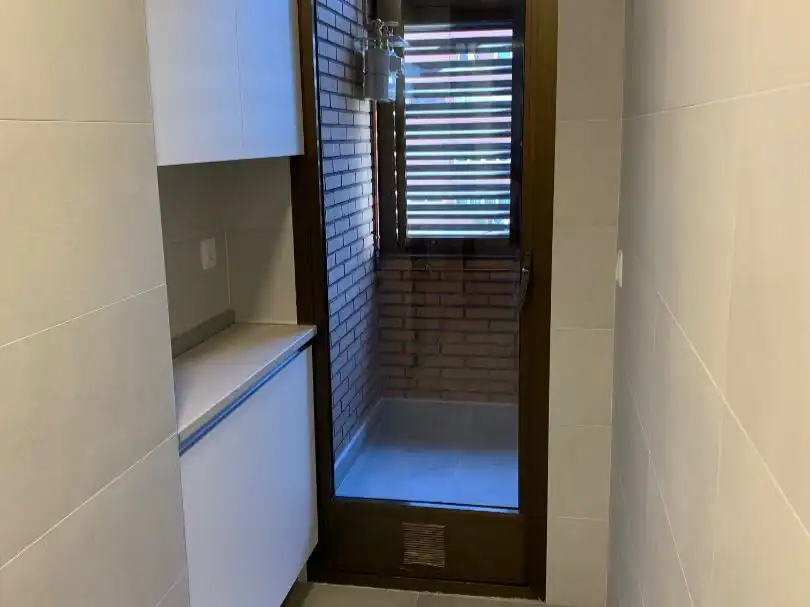 Flat for rent in Calle de Fermín Caballero, 87, Peñagrande