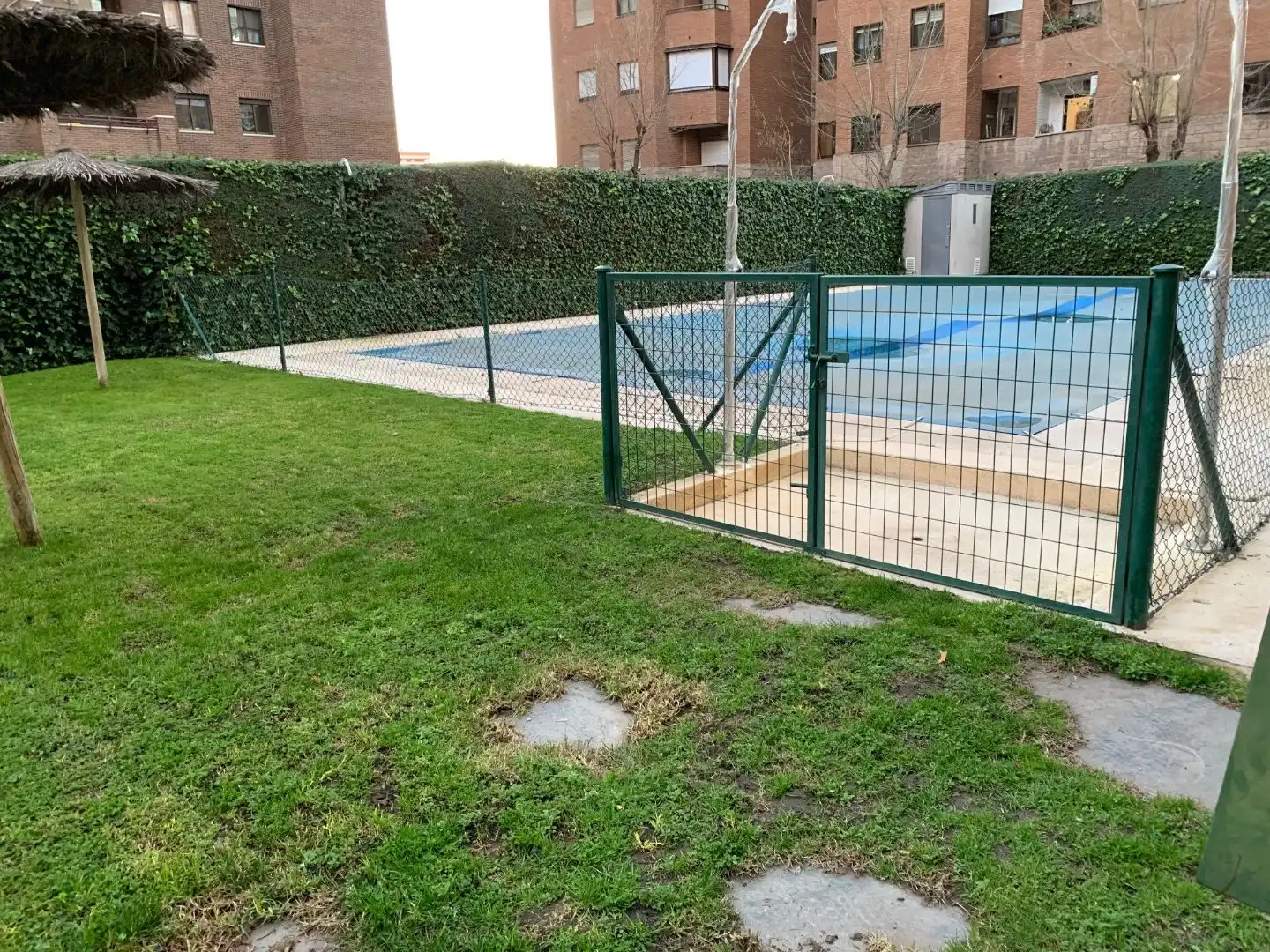 Flat for rent in Calle de Fermín Caballero, 87, Peñagrande