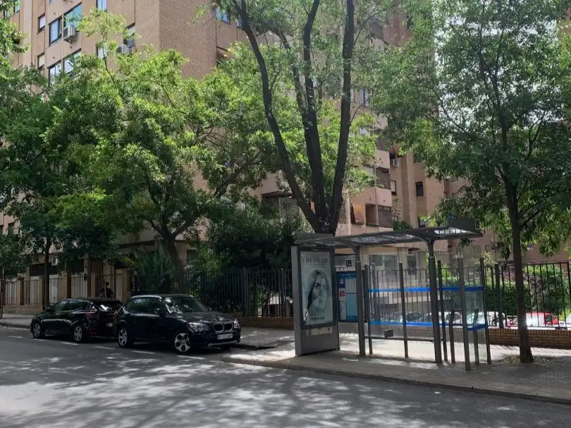 Flat for rent in Calle de Fermín Caballero, 87, Peñagrande