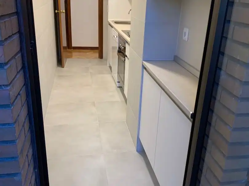 Flat for rent in Calle de Fermín Caballero, 87, Peñagrande