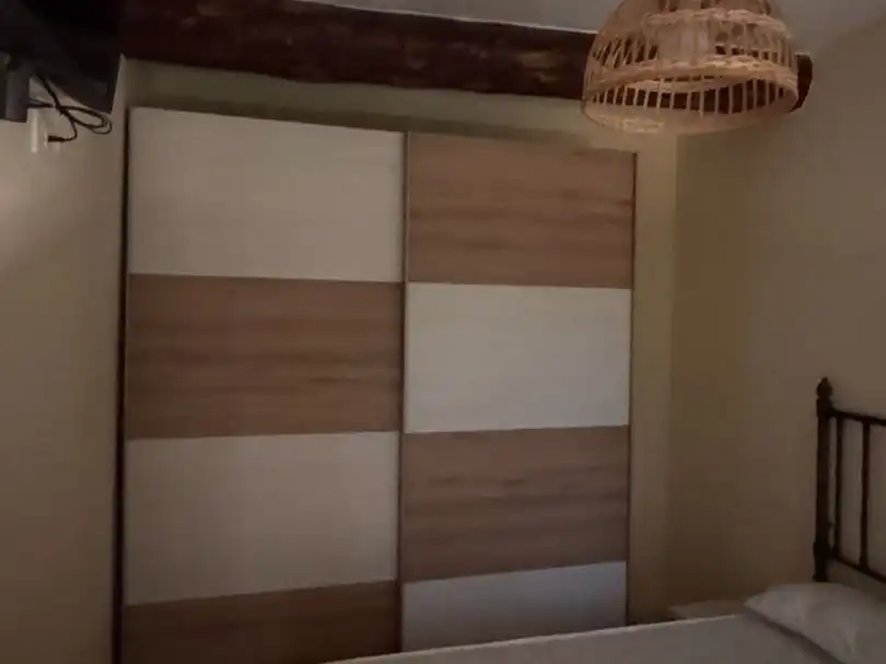 Habitación de Piso de alquiler en Navafría con Calefacción y Amueblado