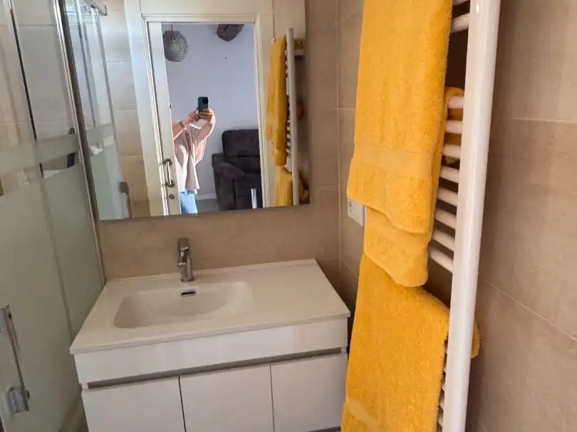 Baño de Piso de alquiler en Navafría con Calefacción y Amueblado
