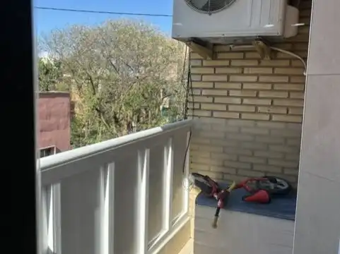 Pis en venda a Calle Ángel Bruna, Ensanche