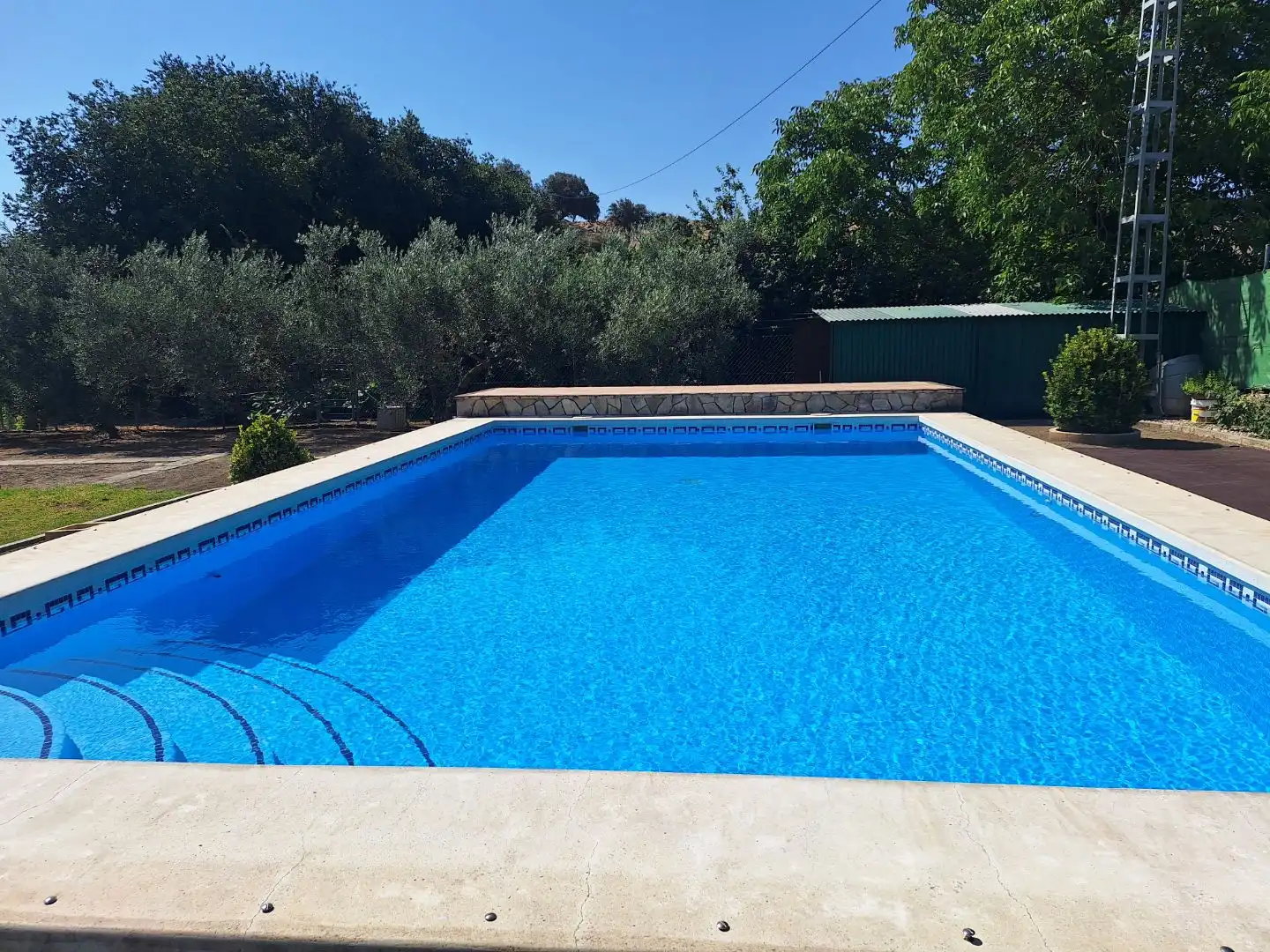 Schwimmbecken von Wohnung zum Verkauf in Olvera
