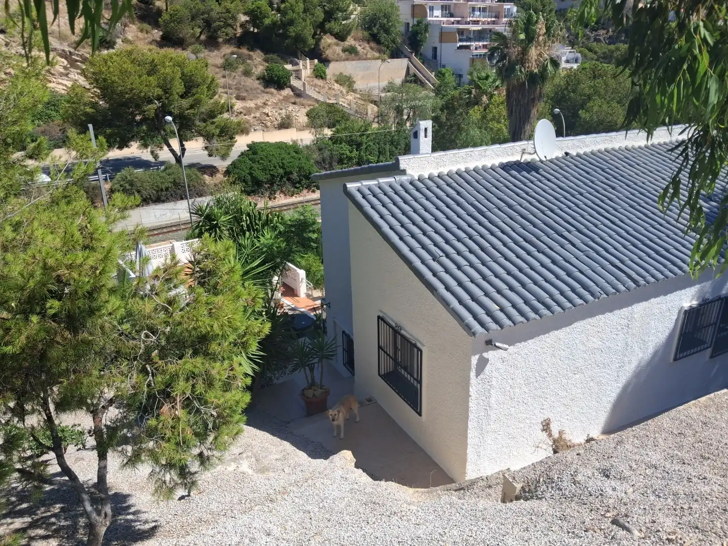 Casa o xalet en venda a Calle Madrid, 40, Pueblo Español - Coveta Fumá Vista exterior de Casa o xalet en venda en El Campello amb Jardí privat, Terrassa i Balcó