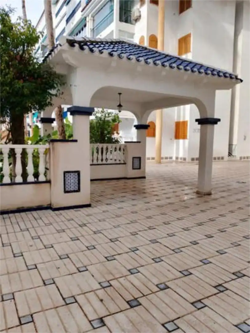 Study for sale in Torrevieja  with Terrace and Swimming Pool