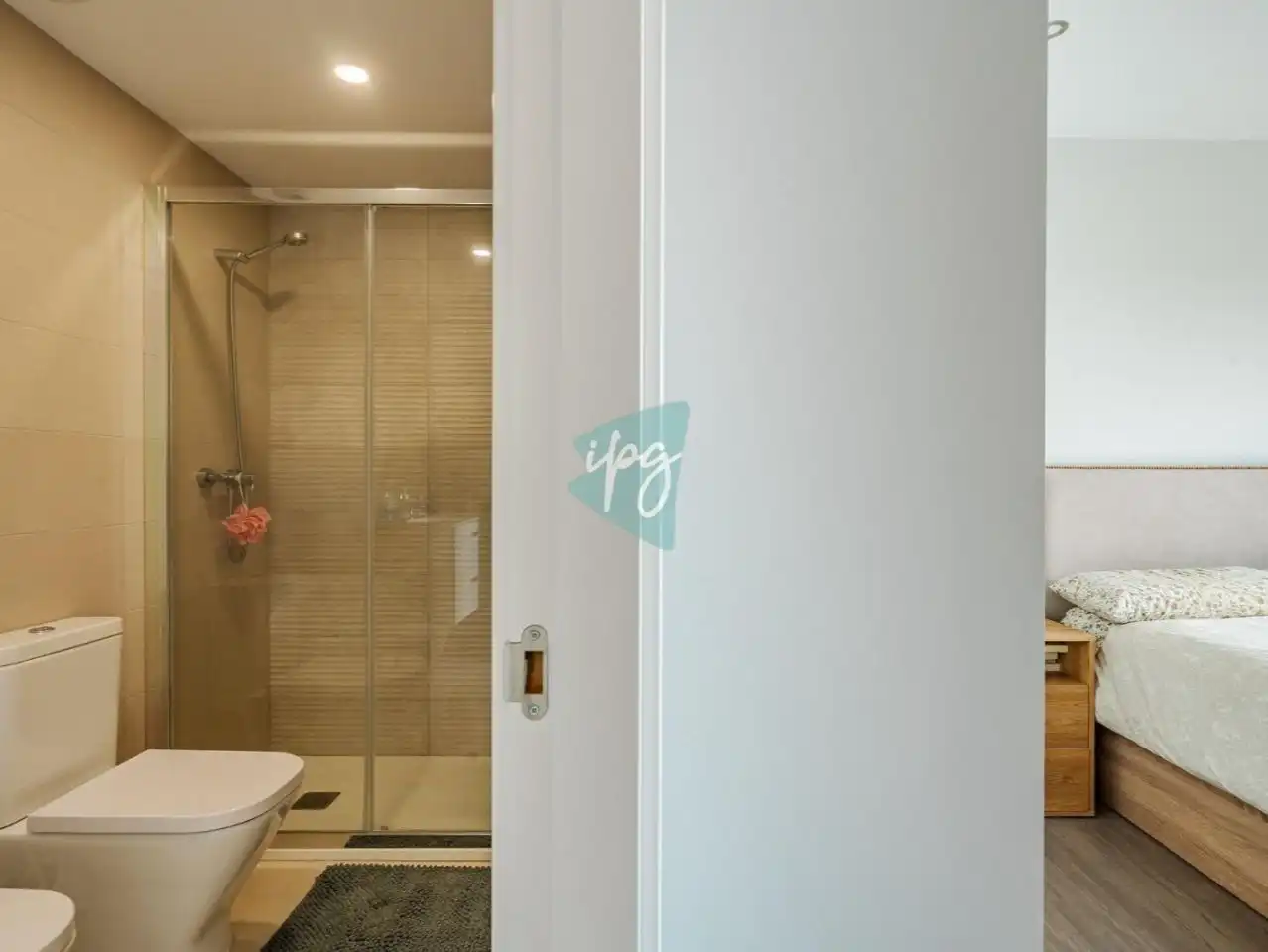 Flat for sale in Calle Pilar de Farinós, 30, Parque Central Bathroom of Flat for sale in Estepona with Air Conditioner, Heating and Terrace
