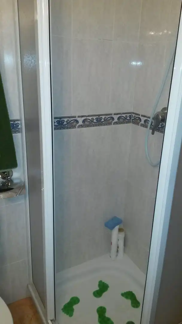 Bathroom of Flat for sale in Almansa  with Heating, Parquet flooring and Storage room