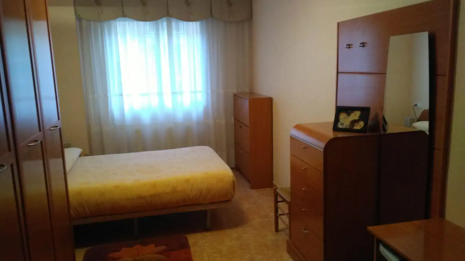 Bedroom of Flat for sale in Almansa  with Heating, Parquet flooring and Storage room