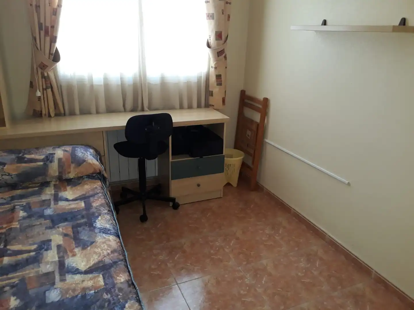 Bedroom of Flat for sale in Almansa  with Heating, Parquet flooring and Storage room