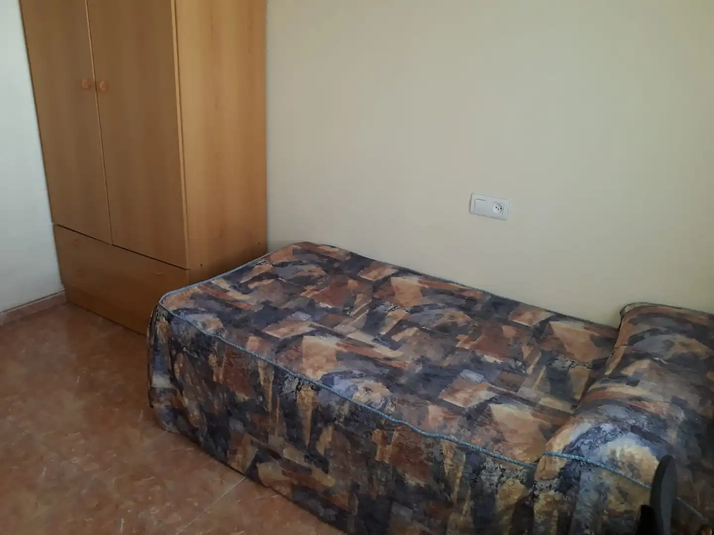 Bedroom of Flat for sale in Almansa  with Heating, Parquet flooring and Storage room