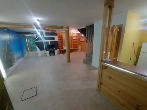 Casa adosada de alquiler en Camino Molinete, 9, Épila Casa adosada de alquiler en Épila con Calefacción, Jardín privado y Parquet