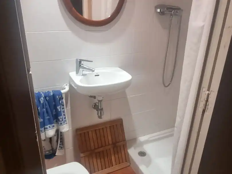 Houses for sale in Carrer del Nord, 30, Platja de Llevant Bathroom of Houses for sale in Salou with Private garden, Terrace and Furnished