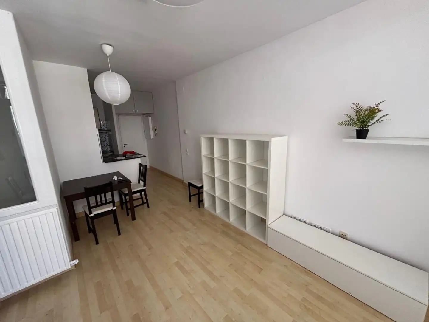 Room in Carrer dels Madrazo, 30, Sant Gervasi- Galvany Living room of Flat for share in Barcelona with Air Conditioner, Heating and Parquet flooring