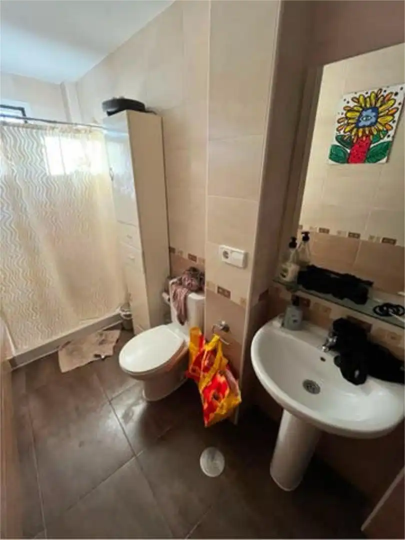 Baño de Piso de alquiler en Murcia con Terraza y Amueblado