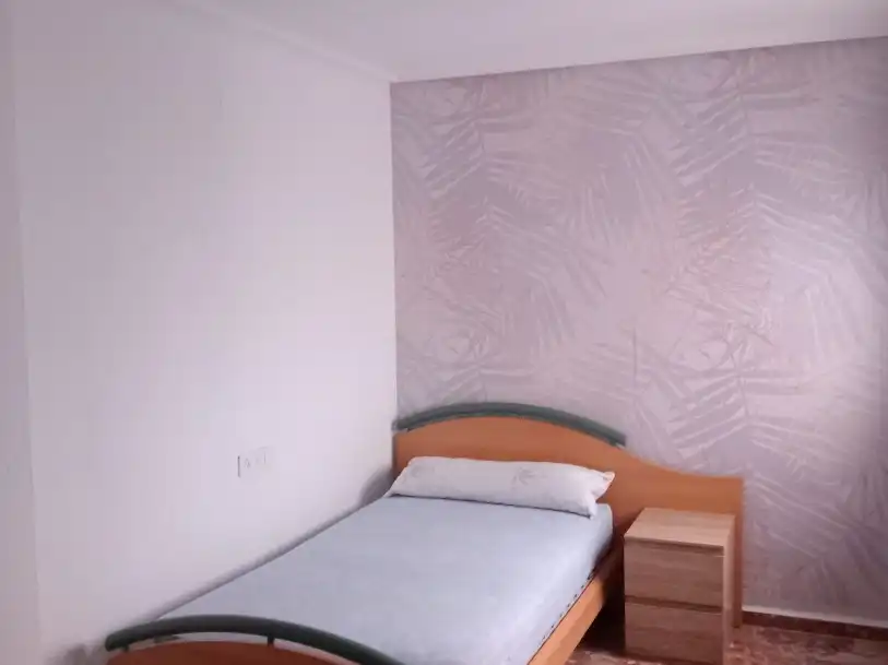 Piso de alquiler en Carretera Alcañiz, 43, El Pinar - San León - Las Viñas Habitación de Piso de alquiler en Teruel con Calefacción, Amueblado y Balcón