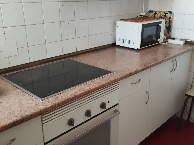 Pis de lloguer a Calle de San Gerardo, 19, Valdezarza Cuina de Pis de lloguer en Madrid amb Calefacció, Terrassa i Moblat